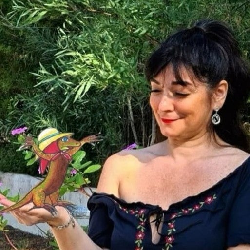 Paquita Marí: "Avi es un proyecto que nace directamente desde el cariño hacia nuestros abuelos" Paquita Marí: "Avi es un proyecto que nace directamente desde el cariño hacia nuestros abuelos"