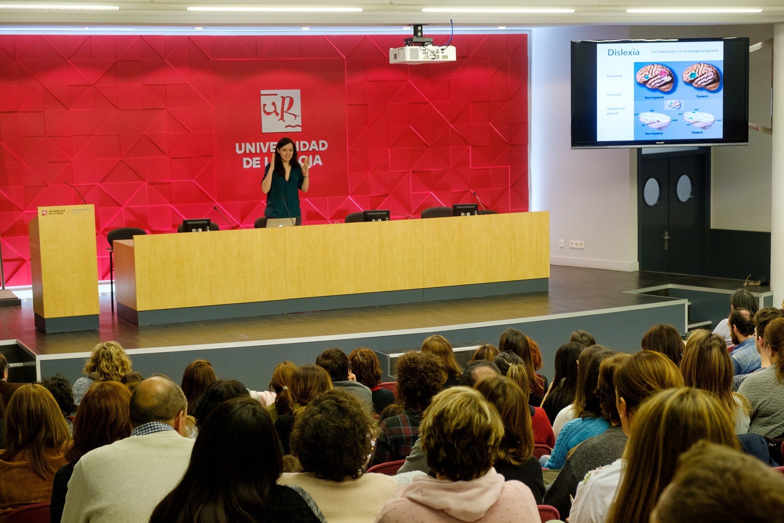 Territorio Tech: Luz Rello y su trabajo para poner la tecnología al servicio de las personas con dislexia Territorio Tech: Luz Rello y su trabajo para poner la tecnología al servicio de las personas con dislexia