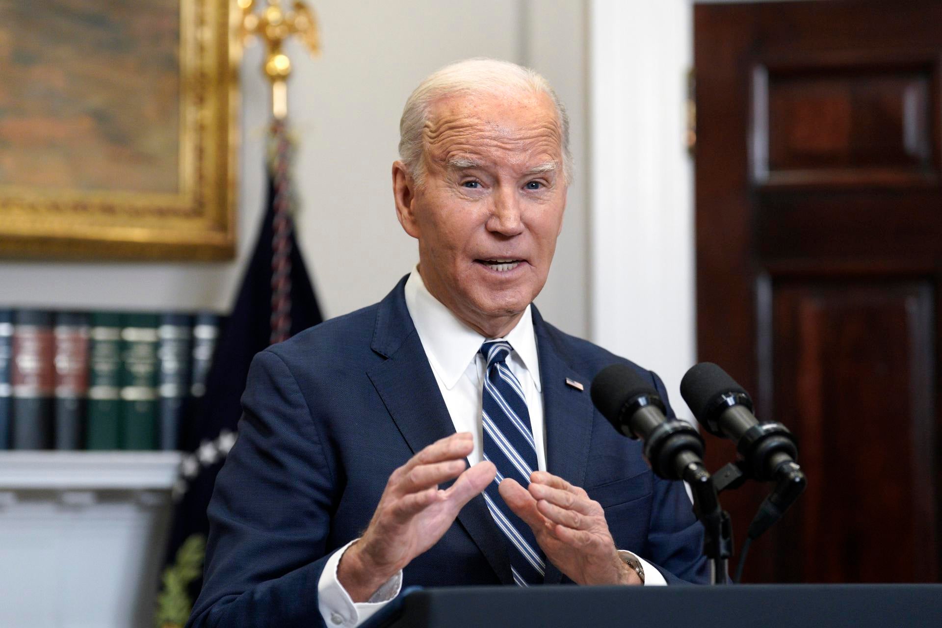 Biden llama "loco hijo de puta" a Putin y el Kremlin le acusa de querer parecerse a un "vaquero de Hollywood" Biden llama "loco hijo de puta" a Putin y el Kremlin le acusa de querer parecerse a un "vaquero de Hollywood"