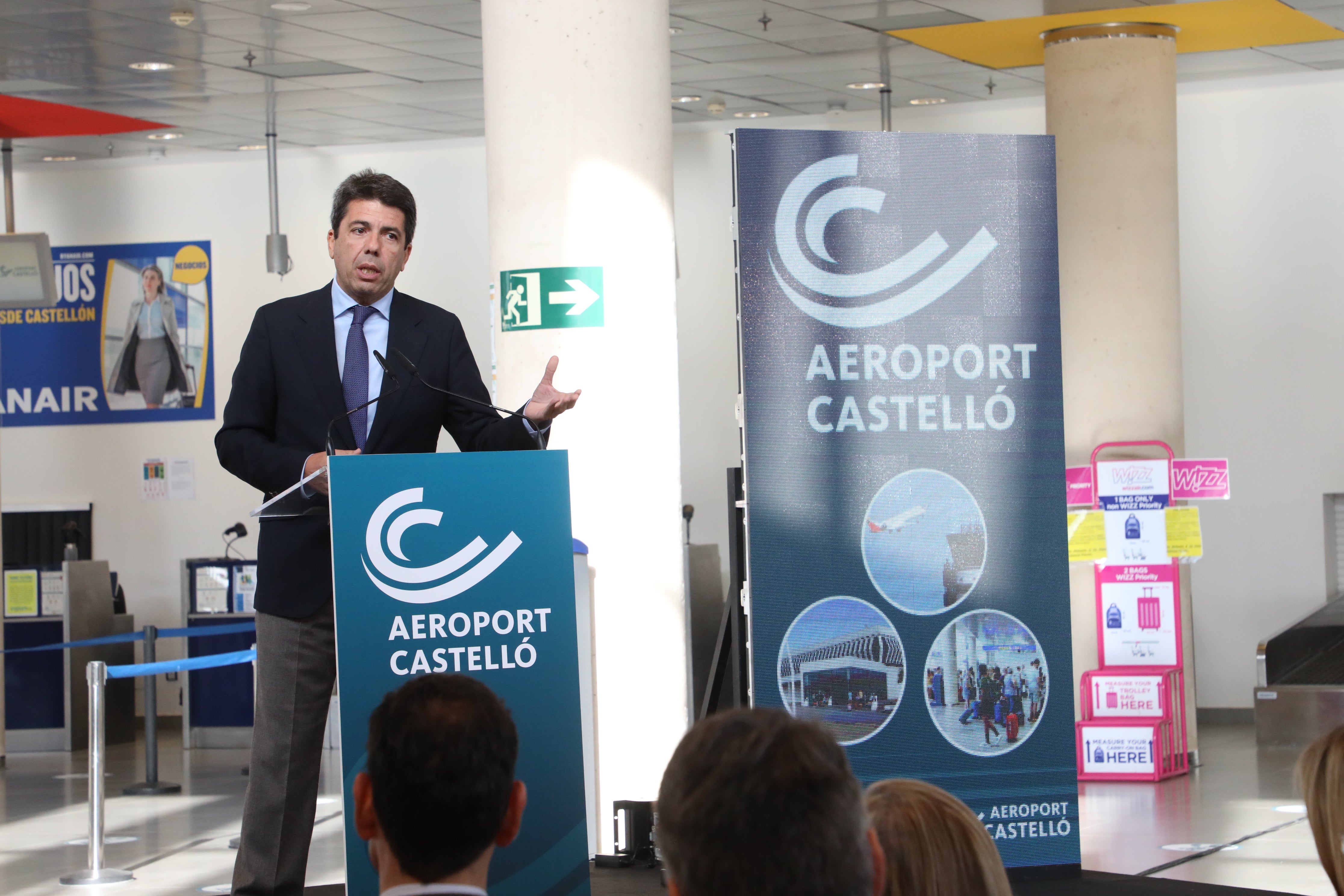 Mazón apuesta por superar el medio millón de pasajeros en 2026 en el Aeropuerto de Castellón Mazón apuesta por superar el medio millón de pasajeros en 2026 en el Aeropuerto de Castellón
