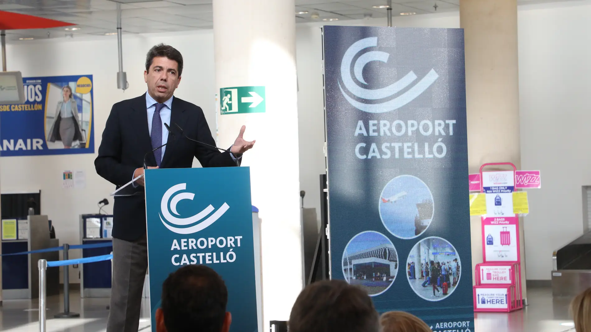 Carlos Mazón en el Aeropuerto de Castellón 