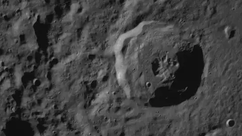 Fotografía proporcionada por la compañía Intuitive Machines que muestra una imagen lograda por el modulo Odiseo. Fotografía proporcionada por la compañía Intuitive Machines que muestra una imagen lograda por el modulo Odiseo.