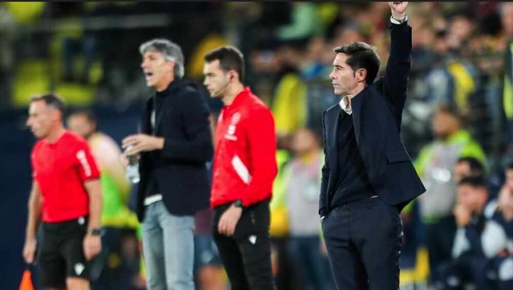 Marcelino junto a Imanol