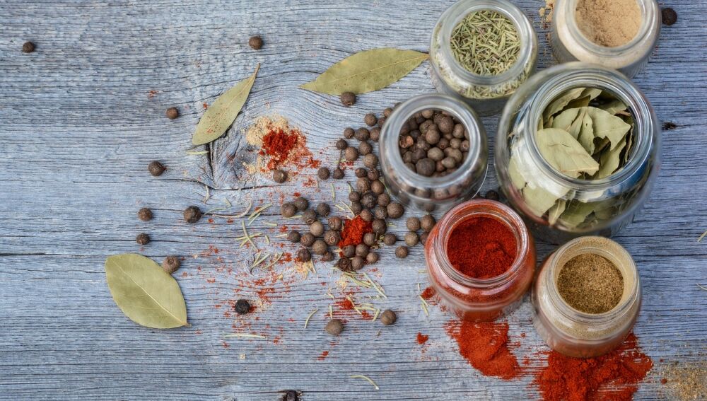 Pimentón y otras especias