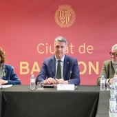 La consellera de Territori, Ester Capella; l'alcalde de Badalona, Xavier García Albiol, i el vicepresident de l'AMB, Antonio Balmón La consellera de Territori, Ester Capella; l'alcalde de Badalona, Xavier García Albiol, i el vicepresident de l'AMB, Antonio Balmón