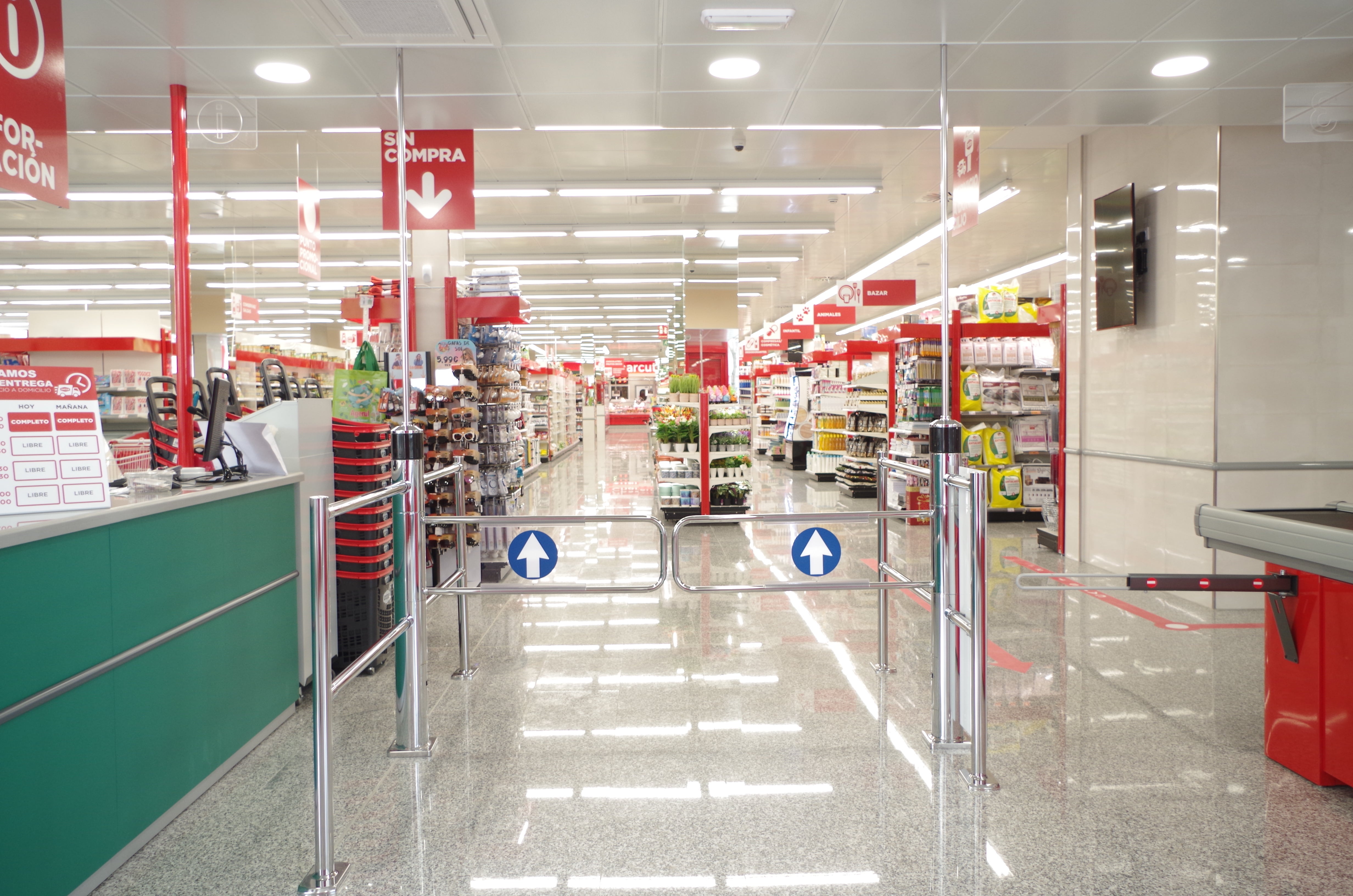 DEZA refuerza su apuesta por los productos cordobeses y alcanza las 2.000 referencias andaluzas DEZA refuerza su apuesta por los productos cordobeses y alcanza las 2.000 referencias andaluzas