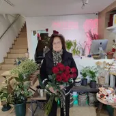 Josefa Carmona, de Floristería 'Carmina', galardonada en Torrevieja con el Premio Mujer 2024 Josefa Carmona, de Floristería 'Carmina', galardonada en Torrevieja con el Premio Mujer 2024