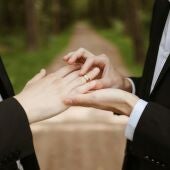 El Arzobispado de Madrid rechaza celebrar ceremonias civiles en recintos religiosos tras una boda gay en una ermita