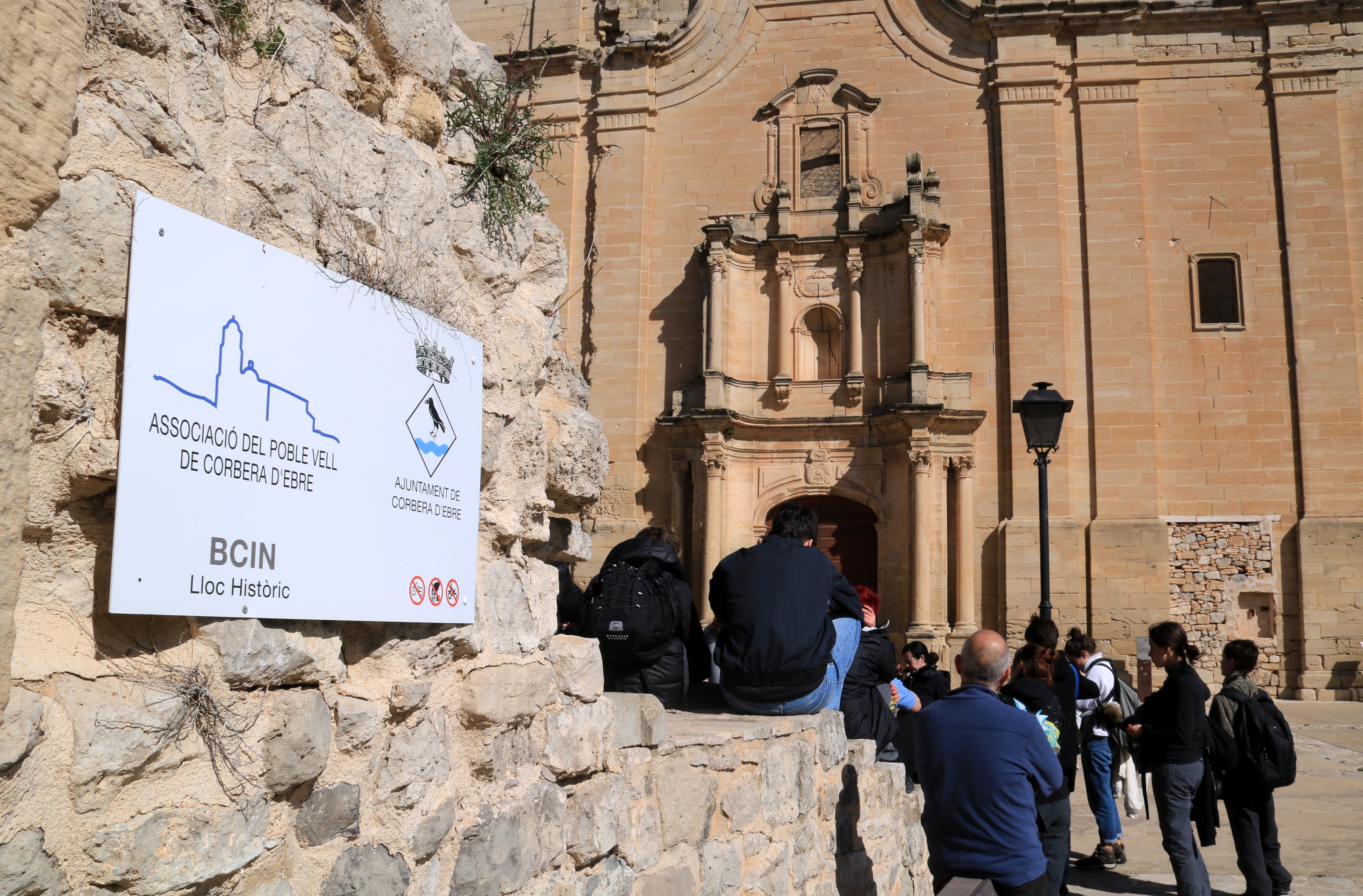 Dubtes amb el futur del Poble Vell de Corbera d'Ebre Dubtes amb el futur del Poble Vell de Corbera d'Ebre