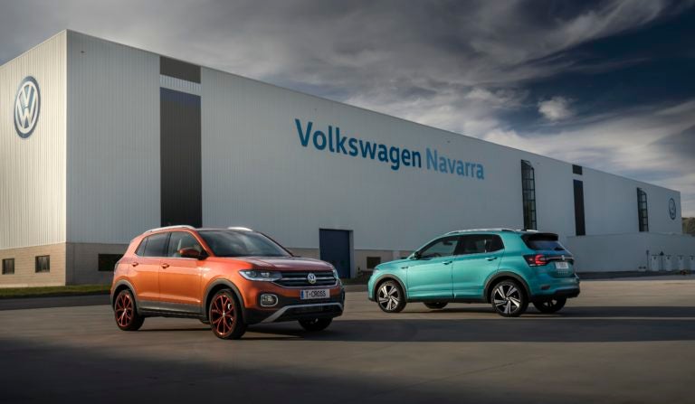 El presidente de Volkswagen Navarra destaca que la fabricación del vehículo eléctrico "consolida y asegura el futuro" El presidente de Volkswagen Navarra destaca que la fabricación del vehículo eléctrico "consolida y asegura el futuro"