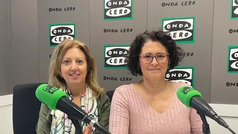Lourdes Picazo, presidenta del Club de Opinión de Benidorm, y Esperanza gallego responsable de comunicación. Lourdes Picazo, presidenta del Club de Opinión de Benidorm, y Esperanza gallego responsable de comunicación.