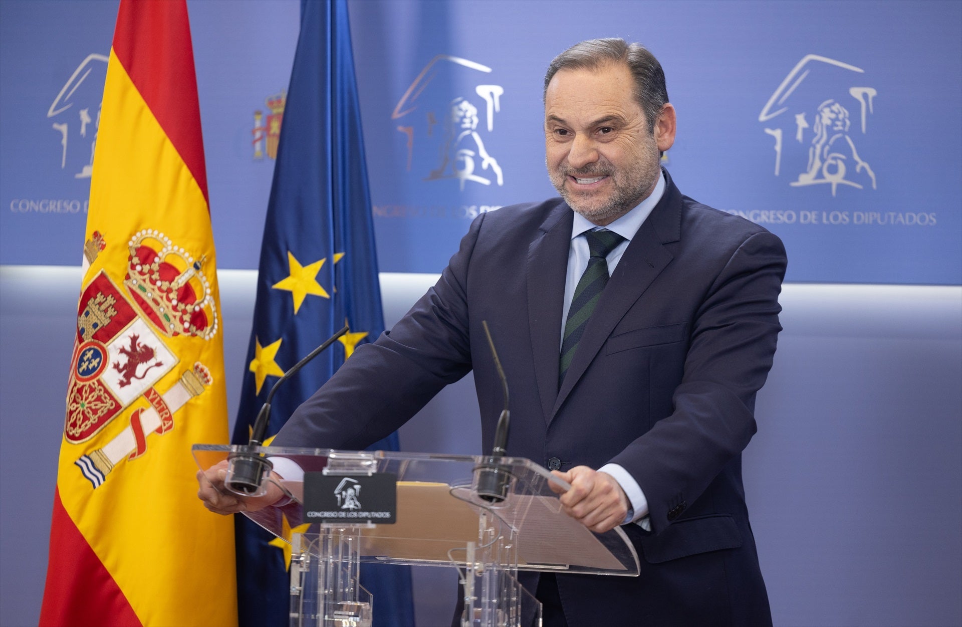 Ábalos se emociona al despedirse de los diputados del Grupo Parlamentario Socialista Ábalos se emociona al despedirse de los diputados del Grupo Parlamentario Socialista