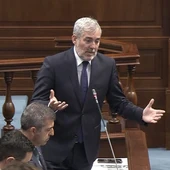 Fernando Clavijo en el Parlamento de Canarias Fernando Clavijo en el Parlamento de Canarias