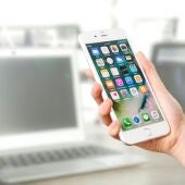 Apple avisa: por qué no deberías meter tu iPhone en arroz si se moja 