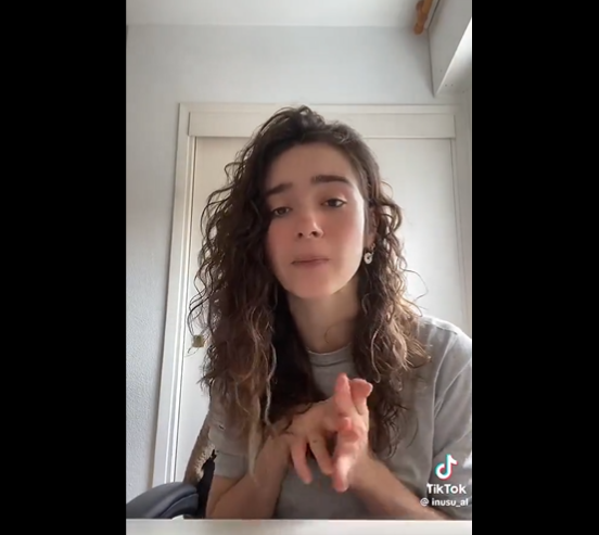 Inés, la 'tiktoker' con parálisis cerebral que se ha hecho viral: "Mis problemas, en comparación con otra gente, serán una mierda" Inés, la 'tiktoker' con parálisis cerebral que se ha hecho viral: "Mis problemas, en comparación con otra gente, serán una mierda"