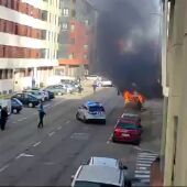 Vídeo: Incendio de un coche en la capital palentina
