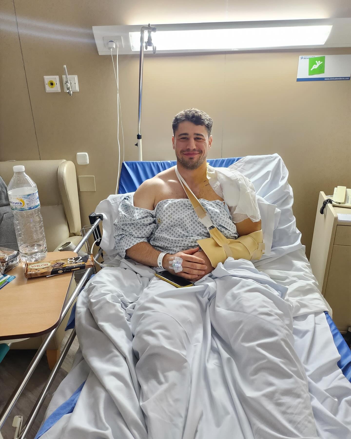 Leo Bouin se recupera en casa de la operación que se le ha practicado a causa de la lesión en el hombro Leo Bouin se recupera en casa de la operación que se le ha practicado a causa de la lesión en el hombro