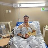 Leo Bouin se recupera en casa de la operación que se le ha practicado a causa de la lesión en el hombro