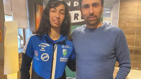 Fernando Álvarez y Judith Covas, director deportivo y entrenadora del Tenis de Mesa de Monteporreiro Imparable trayectoria del Club Tenis de Mesa de Monteporreiro