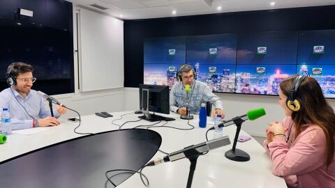 Tert&uacute;lia Jordi Bayer i Sonia Sierra