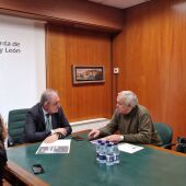 La Junta de Castilla y León recibe a la Asociación Cultural Muriel con motivo de su cuarenta aniversario