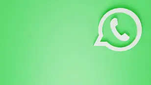 Logo de WhatsApp en una imagen de archivo.