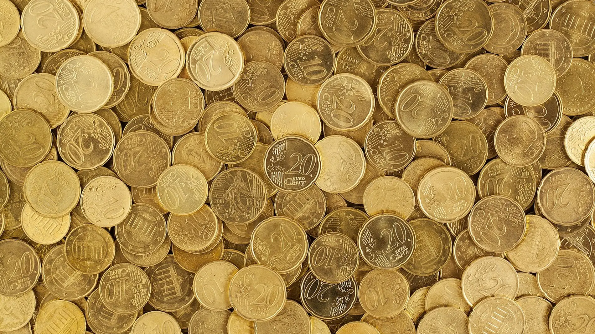 Monedes de 10 i 20 cèntims acumulades 