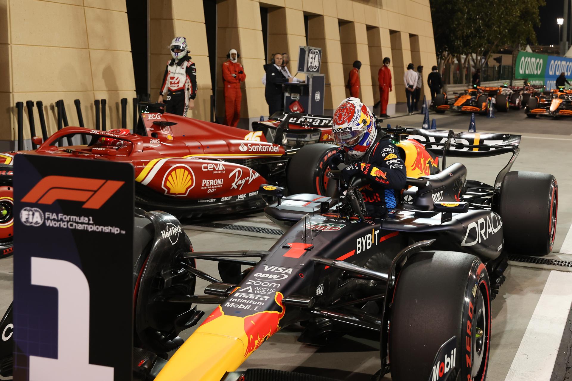 Verstappen retoma dónde lo dejó y Alonso y Sainz ilusionan Verstappen retoma dónde lo dejó y Alonso y Sainz ilusionan