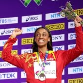 La atleta española Ana Peleteiro tras ser tercera en la final de triple salto femenino en el Campeonato Mundial de Atletismo en pista cubierta en Glasgow.