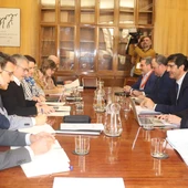 Reunión entre los miembros de los gobiernos de España y de Castilla-La Mancha Reunión entre los miembros de los gobiernos de España y de Castilla-La Mancha