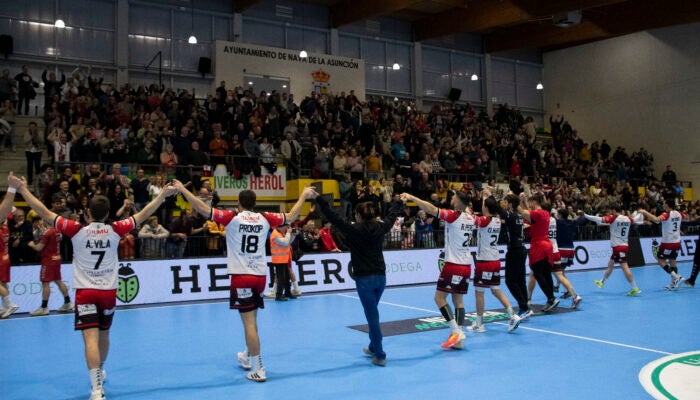 El Nava sella la salvación virtual con el triunfo ante Huesca El Nava sella la salvación virtual con el triunfo ante Huesca