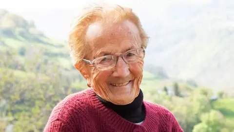 Olimpia Díez Mujer del Año 2024 de Tineo Olimpia Díez Mujer del Año 2024 de Tineo