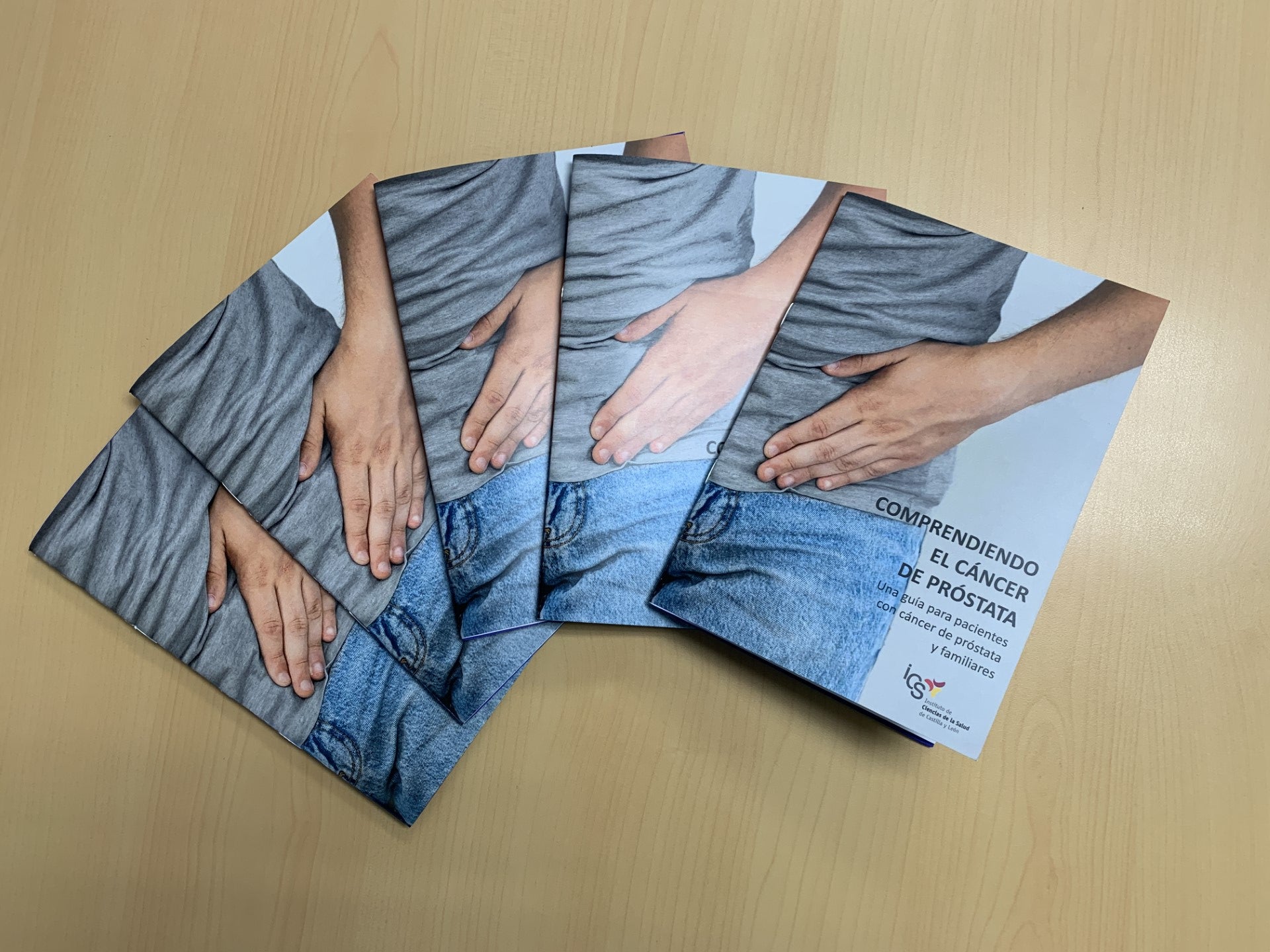 Un folleto para entender mejor el Cáncer de Próstata Un folleto para entender mejor el Cáncer de Próstata