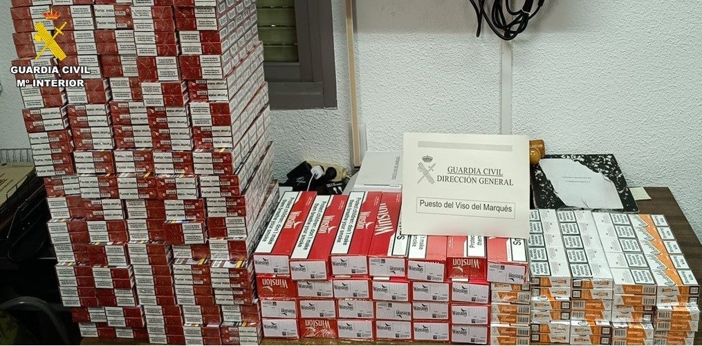 Incautan en un vehículo en Almuradiel tabaco de contrabando por valor de 15.000 euros Incautan en un vehículo en Almuradiel tabaco de contrabando por valor de 15.000 euros