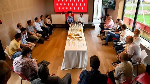 Orlegi y prensa Orlegi y prensa