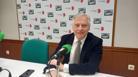 Francisco Cañizares en los estudios de Onda Cero Ciudad Real