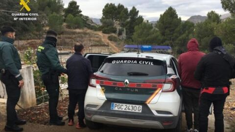 Detenidos en T&aacute;rbena por plantaci&oacute;n ilegal indoor
