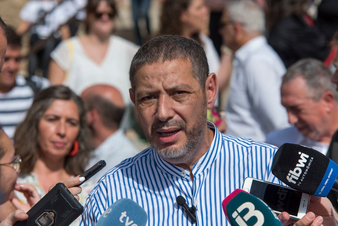 Operación policial contra la corrupción: detenido Mustafá Aberchán, líder de Coalición por Melilla Operación policial contra la corrupción: detenido Mustafá Aberchán, líder de Coalición por Melilla