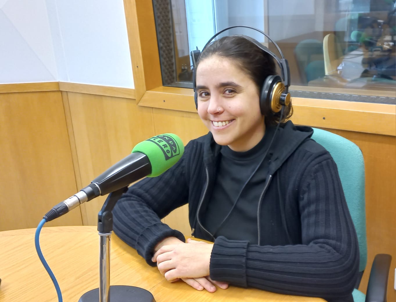 Ares Gratal inicia un viatge musical cap a les arrels sefardites amb la publicació de "Kuentista" mentre prepara el proper treball en solitari Ares Gratal inicia un viatge musical cap a les arrels sefardites amb la publicació de "Kuentista" mentre prepara el proper treball en solitari