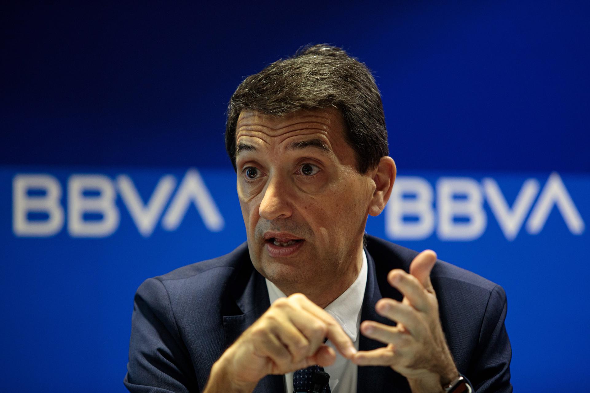 El BBVA mejora las previsiones económicas de España a corto plazo, pero empeora las de 2025 El BBVA mejora las previsiones económicas de España a corto plazo, pero empeora las de 2025