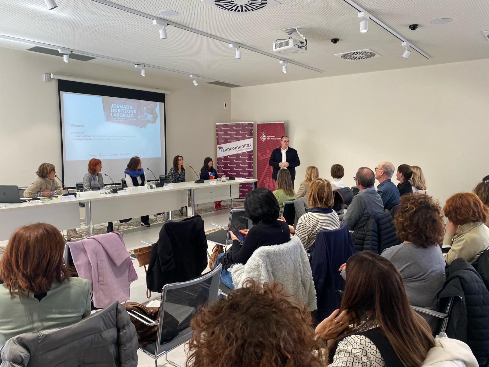 Jornada Horitzons Laborals en clau de dona, l'anàlisi de l'ocupació femenina a l’Alt Penedès i el Garraf Jornada Horitzons Laborals en clau de dona, l'anàlisi de l'ocupació femenina a l’Alt Penedès i el Garraf