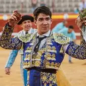 Aaron Infantes Aaron Infantes