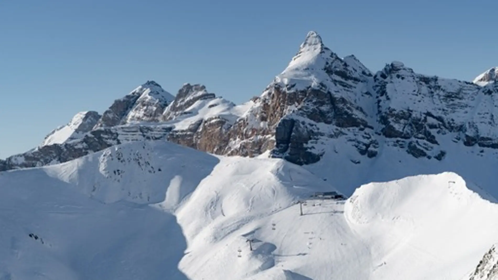Las estaciones del Pirineo oscense amplían su temporada de esquí hasta el 7 de abril