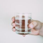 Miles de españoles beben agua contaminada sin saberlo