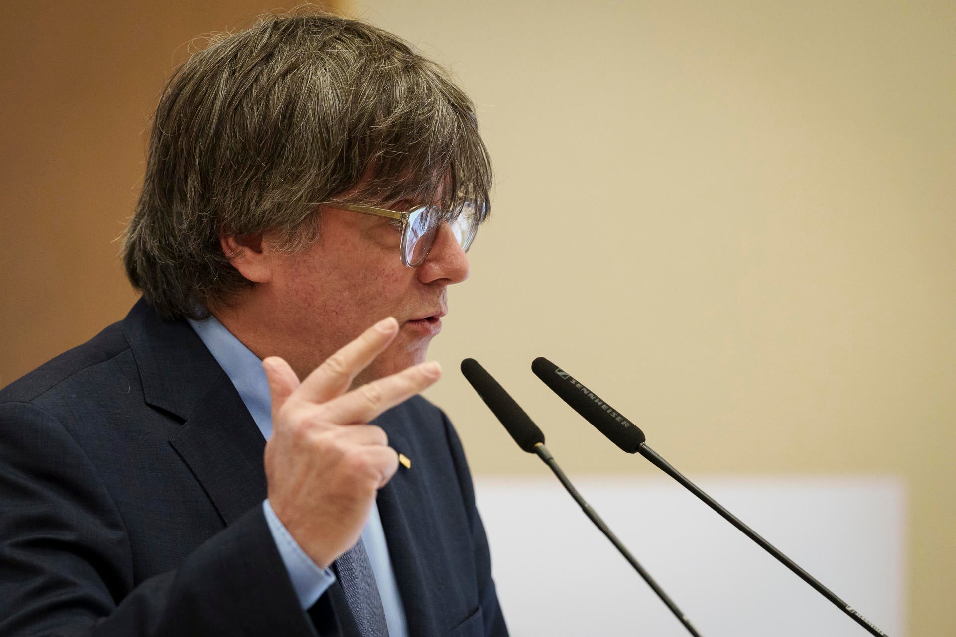 Puigdemont agradece al PSOE su "disposición" en la amnistía pero pide "no dar nada por aprobado" Puigdemont agradece al PSOE su "disposición" en la amnistía pero pide "no dar nada por aprobado"