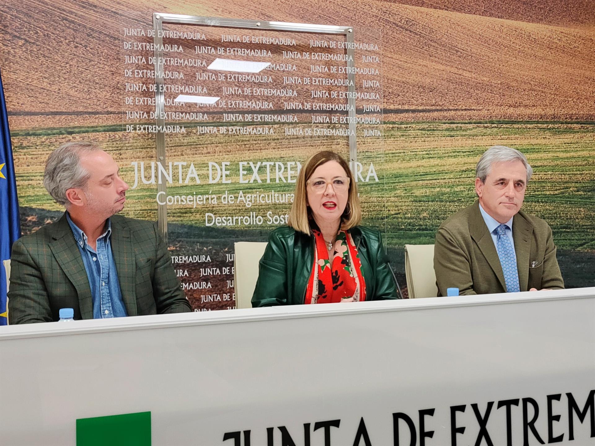 La Junta financiará cursos impartidos por Fedexcaza para gestores cinegéticos en busca de "profesionalizar" el sector La Junta financiará cursos impartidos por Fedexcaza para gestores cinegéticos en busca de "profesionalizar" el sector