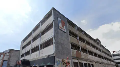 Declaran en ruina la antigua nave de Flex en La Calzada (Gijón) Declaran en ruina la antigua nave de Flex en La Calzada (Gijón)