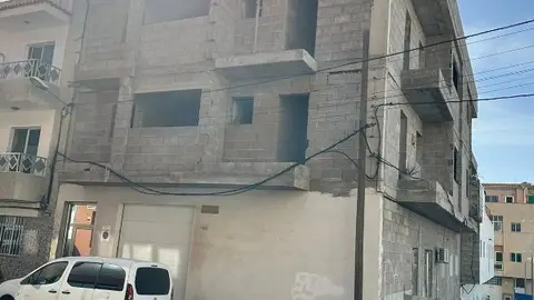Edificio sin concluir en Granadilla de Abona Edificio sin concluir en Granadilla de Abona