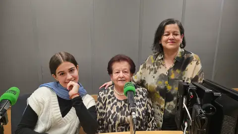 Mari Carmen, Geli, Sara Mari Carmen, Geli, Sara