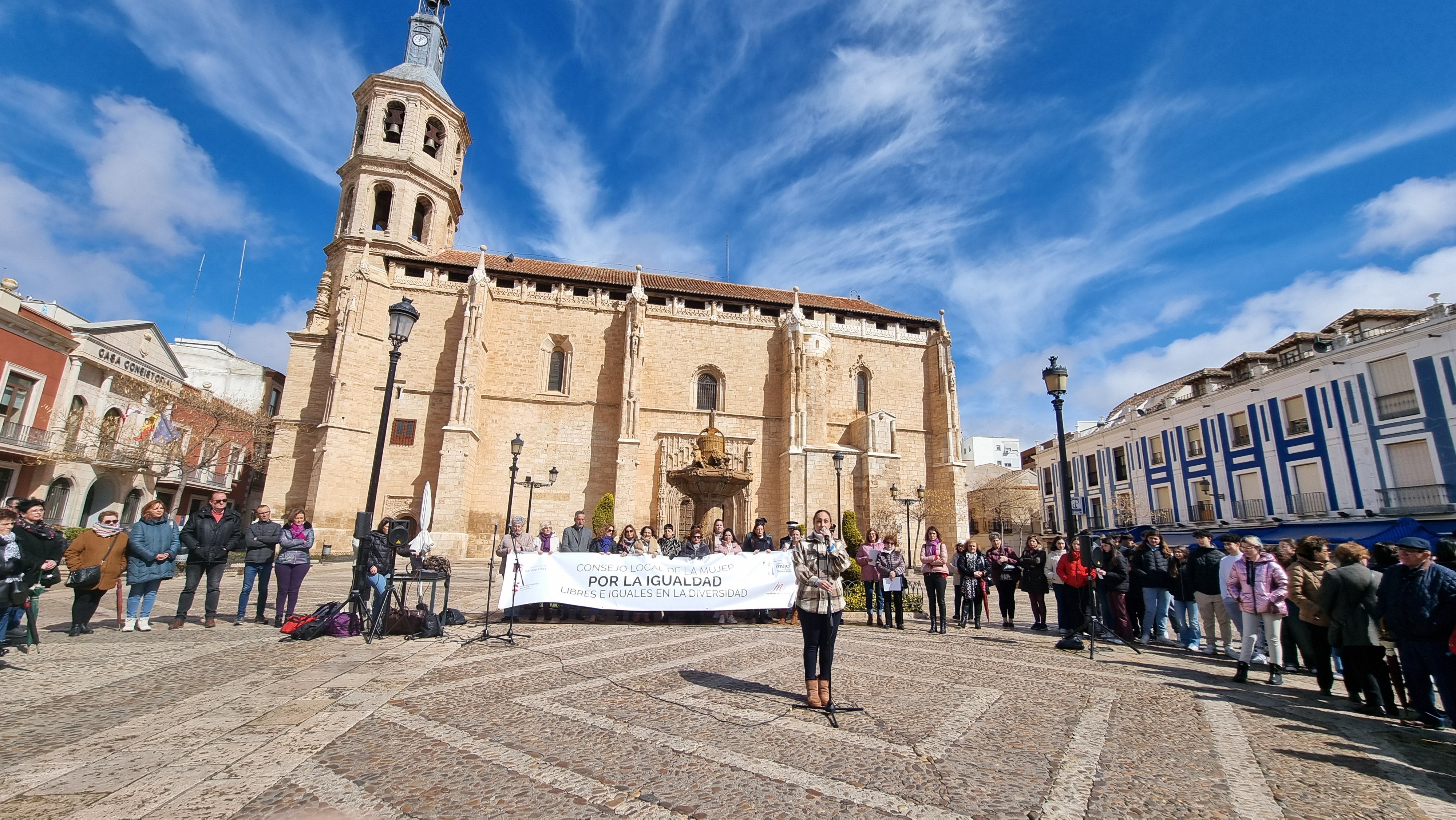 Valdepeñas conmemora el Día de las Mujeres Valdepeñas conmemora el Día de las Mujeres